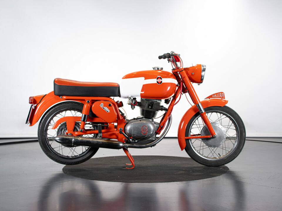 Image 5/50 de Gilera Giubileo 175 Sport (1963)