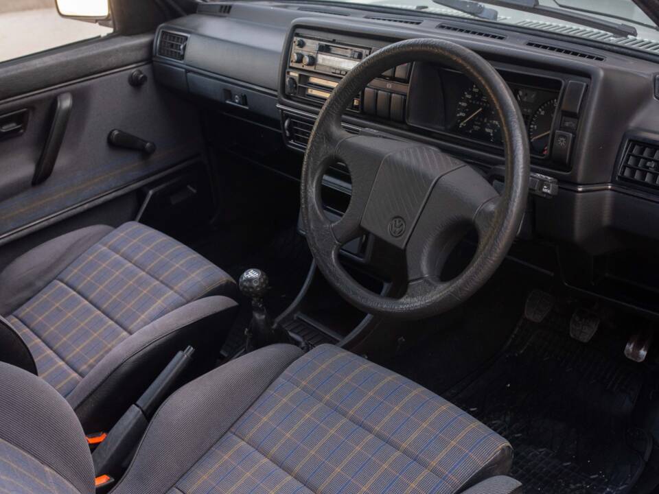 Imagen 4/50 de Volkswagen Golf Mk II Gti 1.8 (1988)