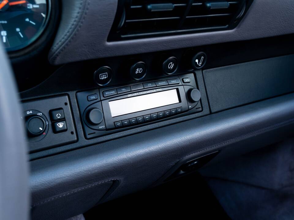 Afbeelding 23/35 van Porsche 911 Carrera 4 (1995)