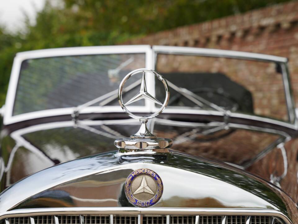 Imagen 50/50 de Mercedes-Benz 320 Cabriolet B (1939)