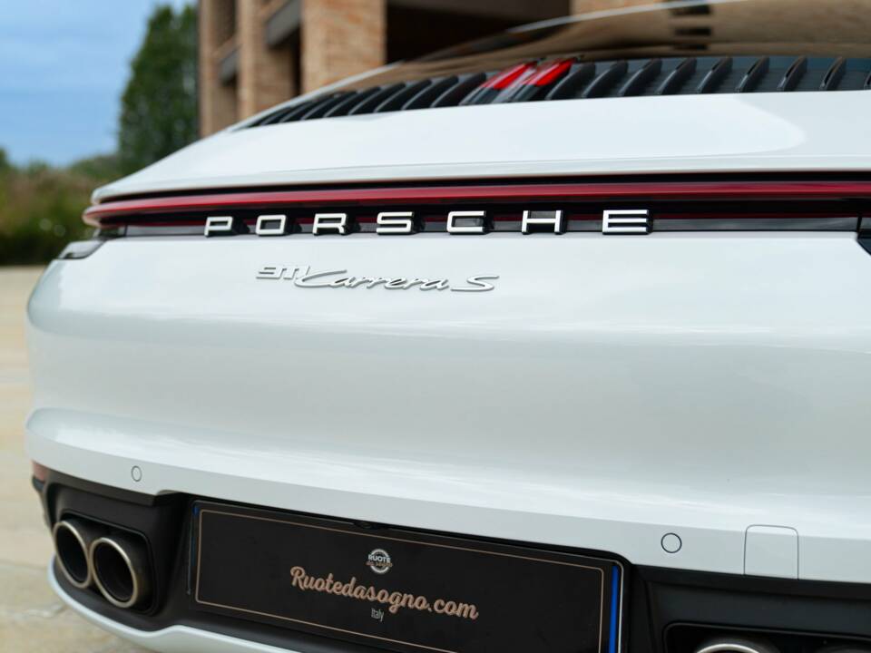 Image 34/50 of Porsche 911 Carrera S (2019)