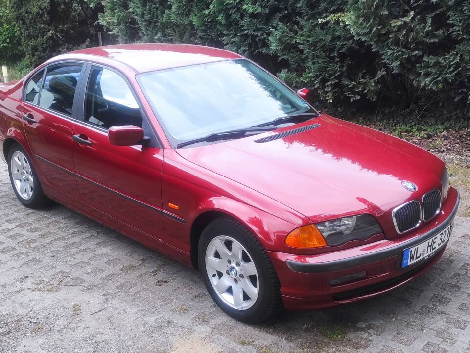 Image 1/6 of BMW 316i (2000)