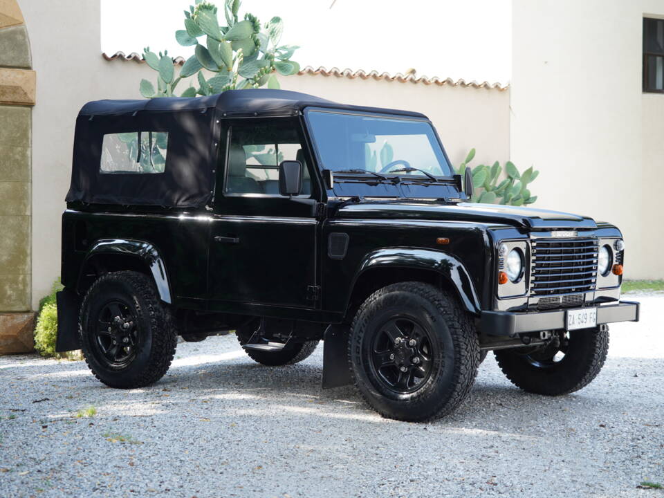 Bild 4/97 von Land Rover Defender 90 Td5 (2000)