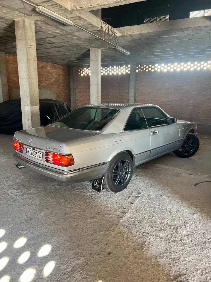 Image 72/77 of Mercedes-Benz 380 SEC (1982)