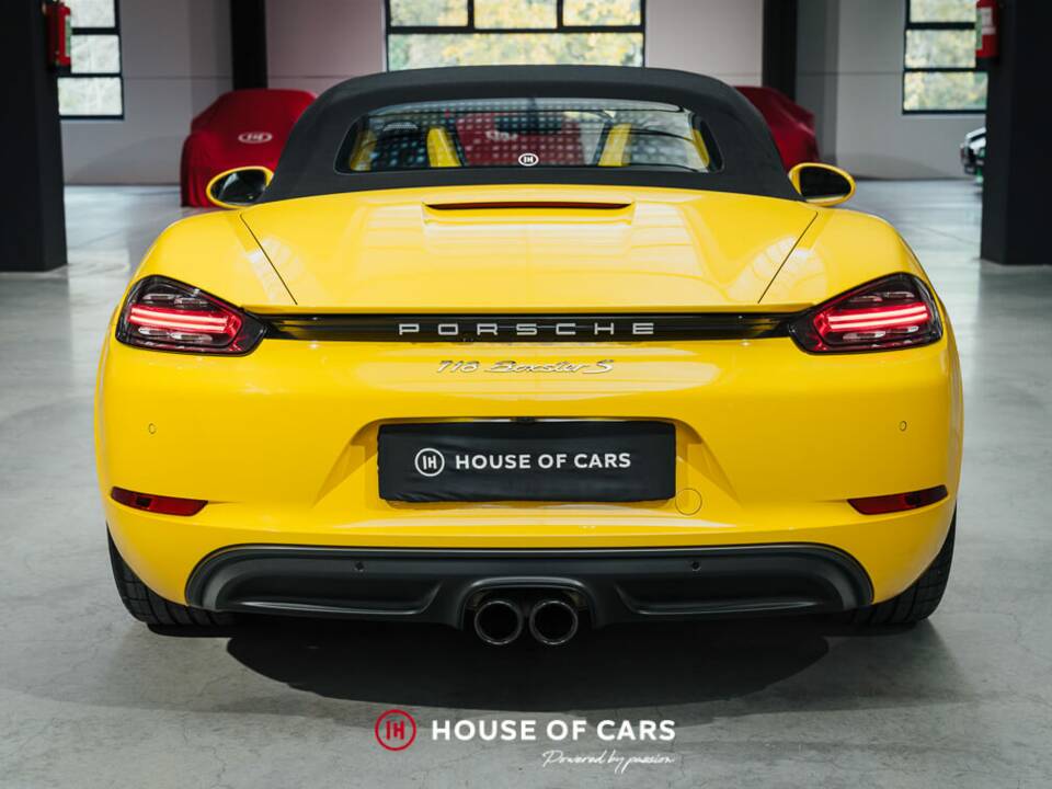 Image 8/25 of Porsche 718 Boxster S (2016)