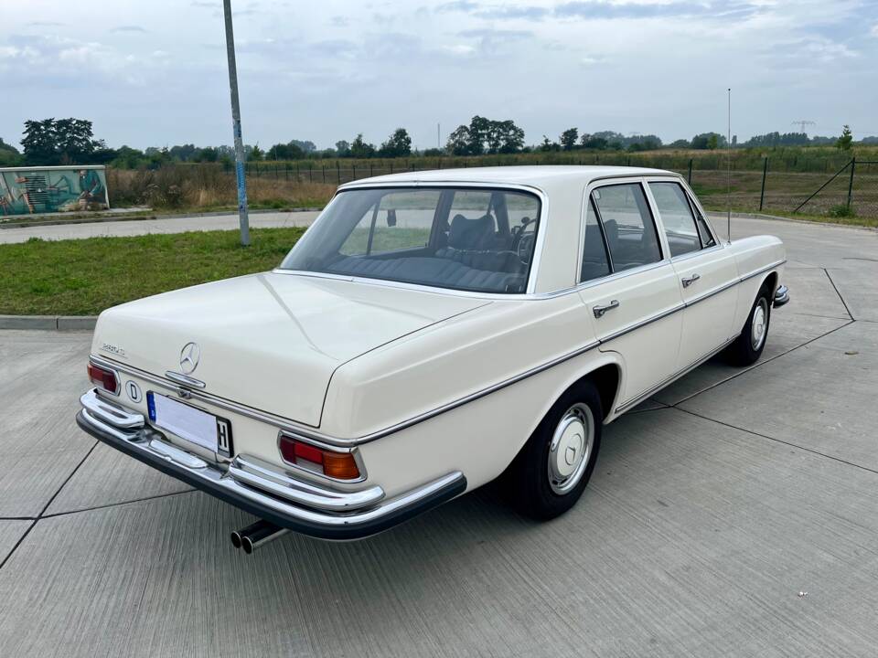 Image 5/18 of Mercedes-Benz 280 S (1971)