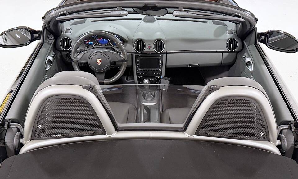 Image 17/26 of Porsche Boxster (2010)