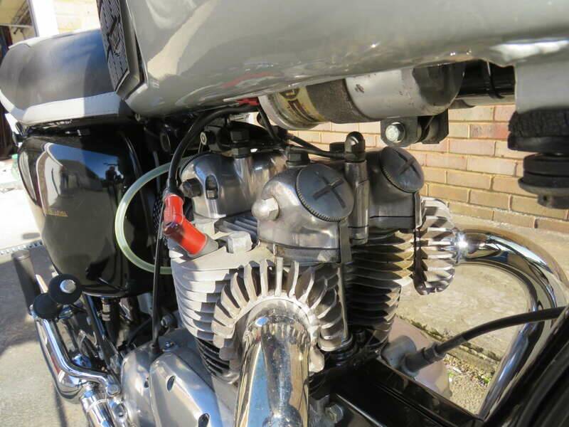 Image 21/43 of Triumph Tiger 90 (1968)