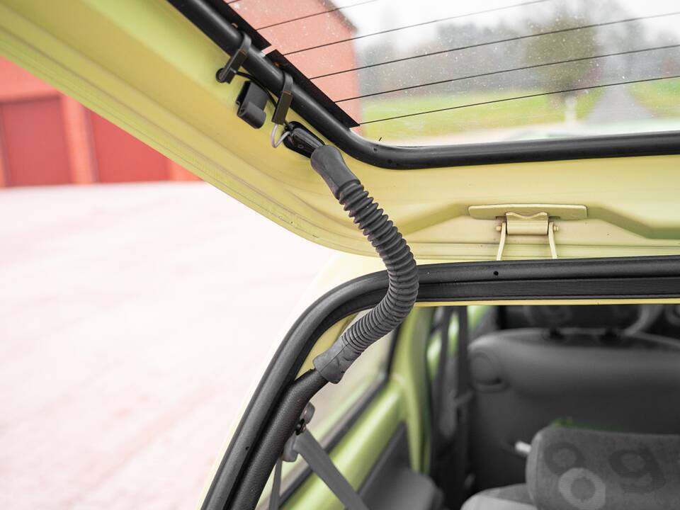 Image 32/36 of Renault Twingo 1.2 16V (2005)