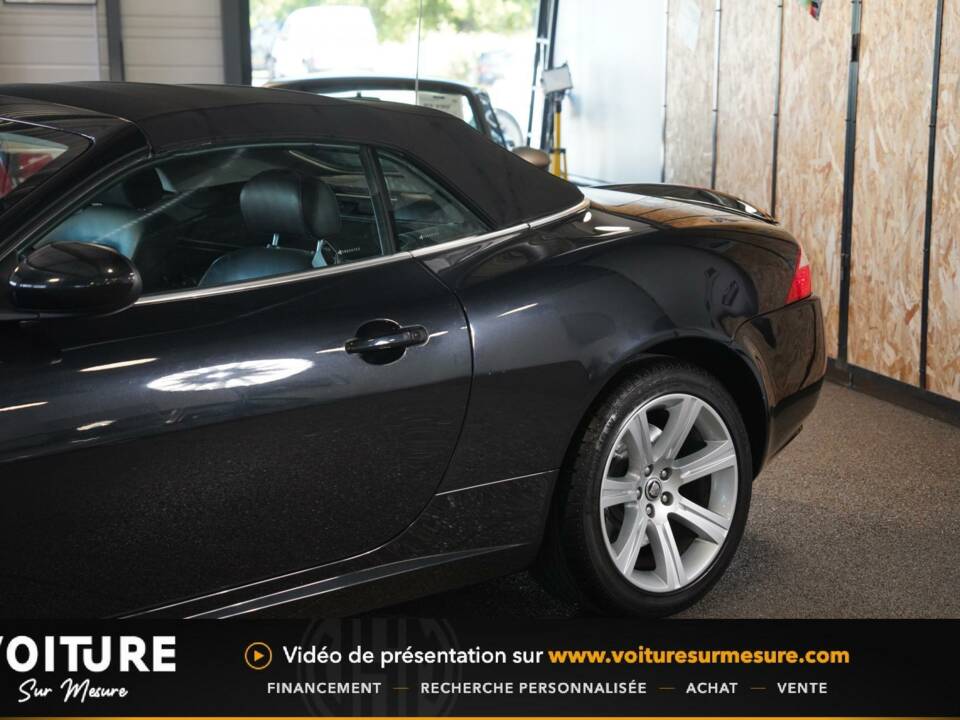Image 9/37 of Jaguar XK 4.2 (2006)