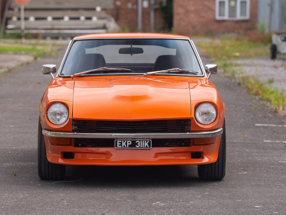 Image 6/50 of Datsun 240 Z (1972)