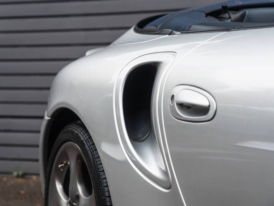 Bild 45/52 von Porsche 911 Turbo (2003)