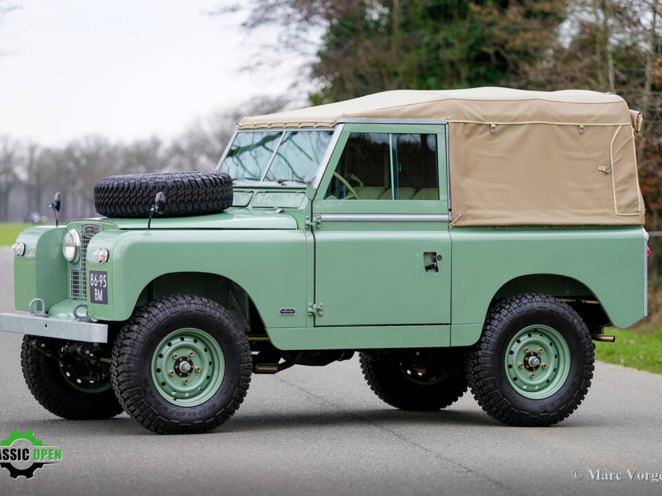 Bild 26/72 von Land Rover 88 (1966)