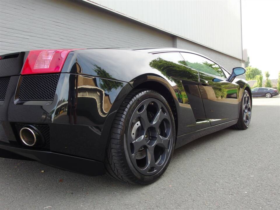 Bild 22/99 von Lamborghini Gallardo (2007)