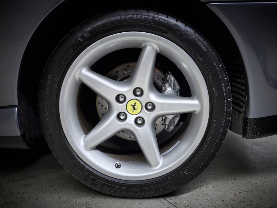 Bild 29/98 von Ferrari 550 Maranello (1998)