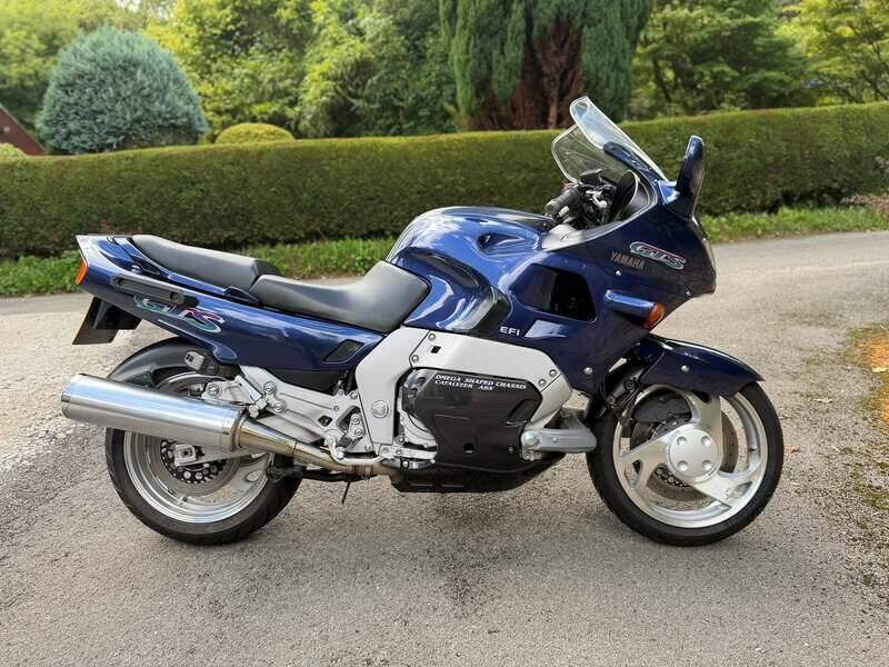 Bild 2/48 von Yamaha GTS 1000 (1996)