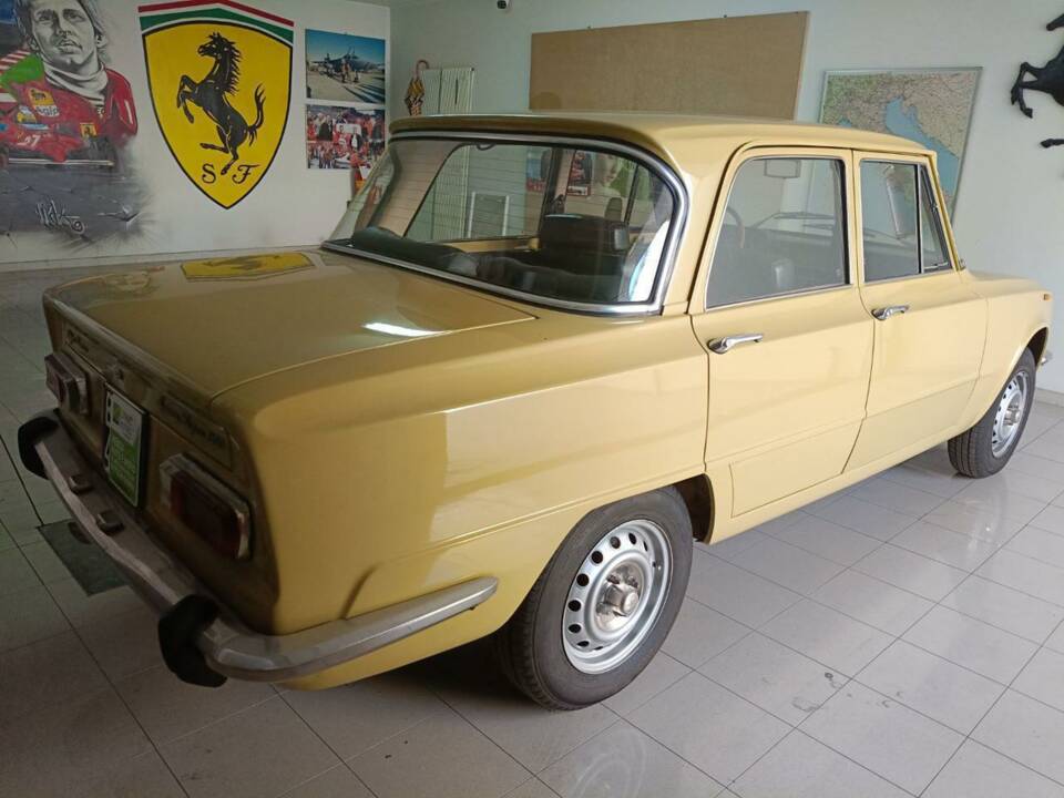 Immagine 28/50 di Alfa Romeo Giulia Nuova Super 1300 (1975)