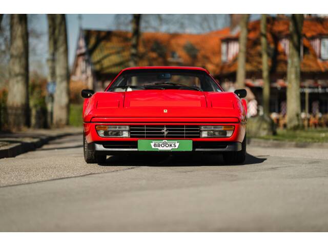 Image 5/39 of Ferrari 208 GTB Turbo (1987)