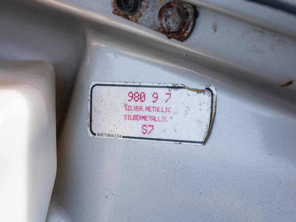 Bild 50/56 von Porsche 911 Carrera 4 (1990)