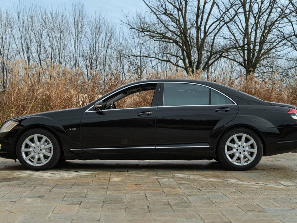 Image 5/50 of Mercedes-Benz S 600 L (2007)