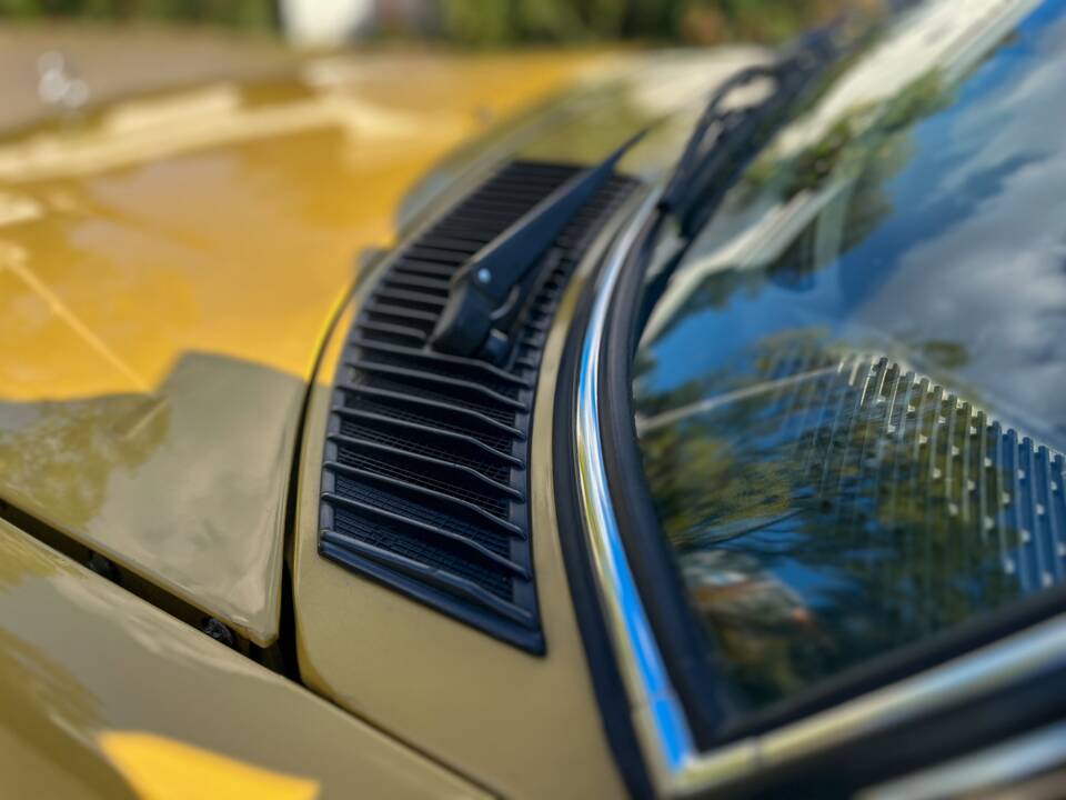 Image 63/139 of Mercedes-Benz 240 D (1978)