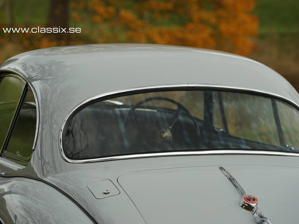 Image 12/31 of Jaguar XK 150 FHC (1958)