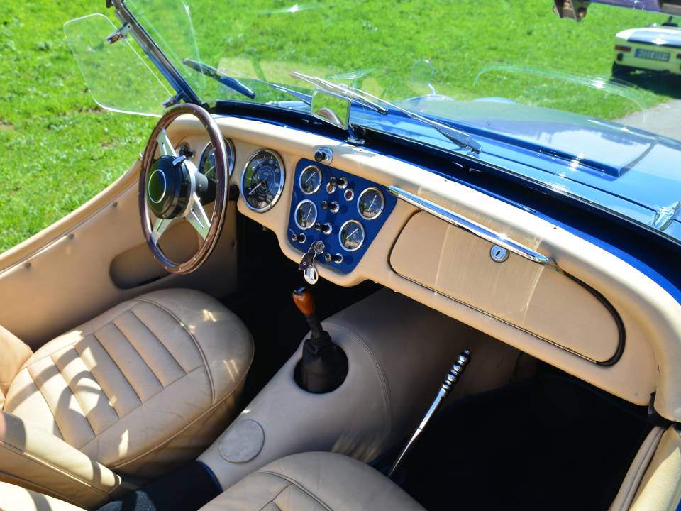 Image 2/11 de Triumph TR 3 (1962)