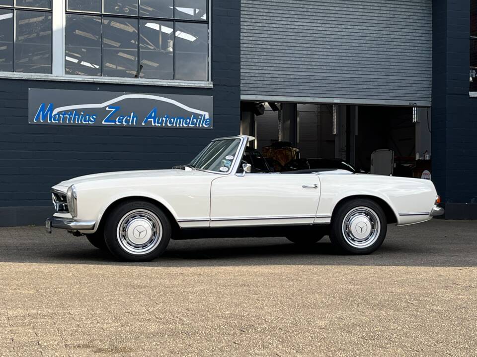 Immagine 1/18 di Mercedes-Benz 280 SL (1970)