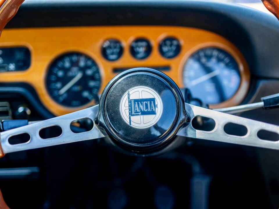 Immagine 30/50 di Lancia Fulvia Sport 1.3 S (Zagato) (1973)