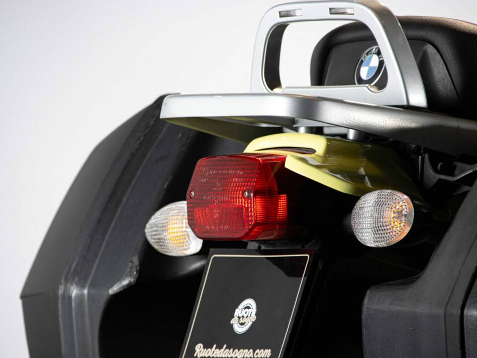 Image 28/50 of BMW R 1100 GS (1999)