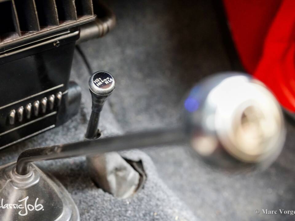 Immagine 7/47 di Toyota Land Cruiser FJ 45 (1980)
