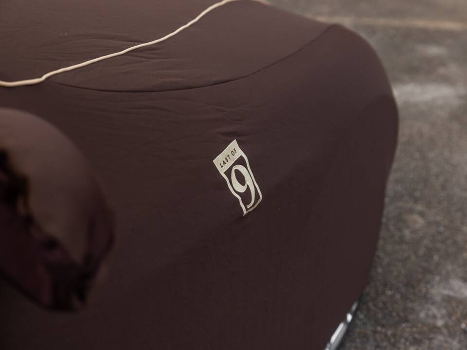 Bild 74/79 von Aston Martin DB 9 GT Volante (2017)