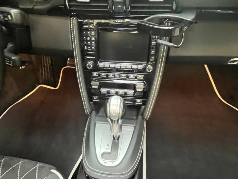 Bild 19/50 von Porsche 911 Carrera 4 (2007)