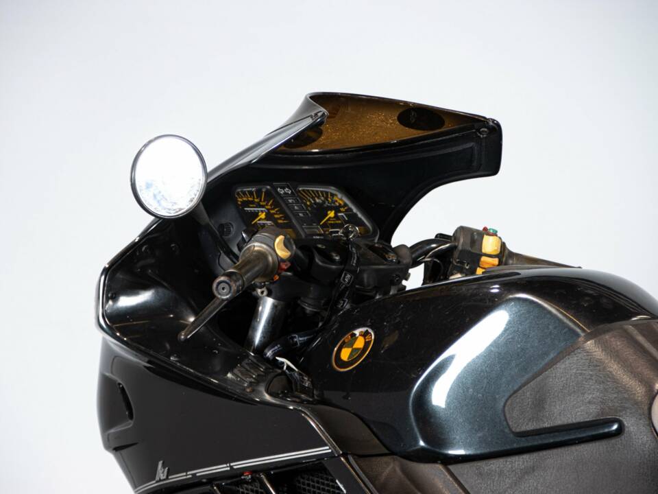 Image 23/50 of BMW K1 (1990)