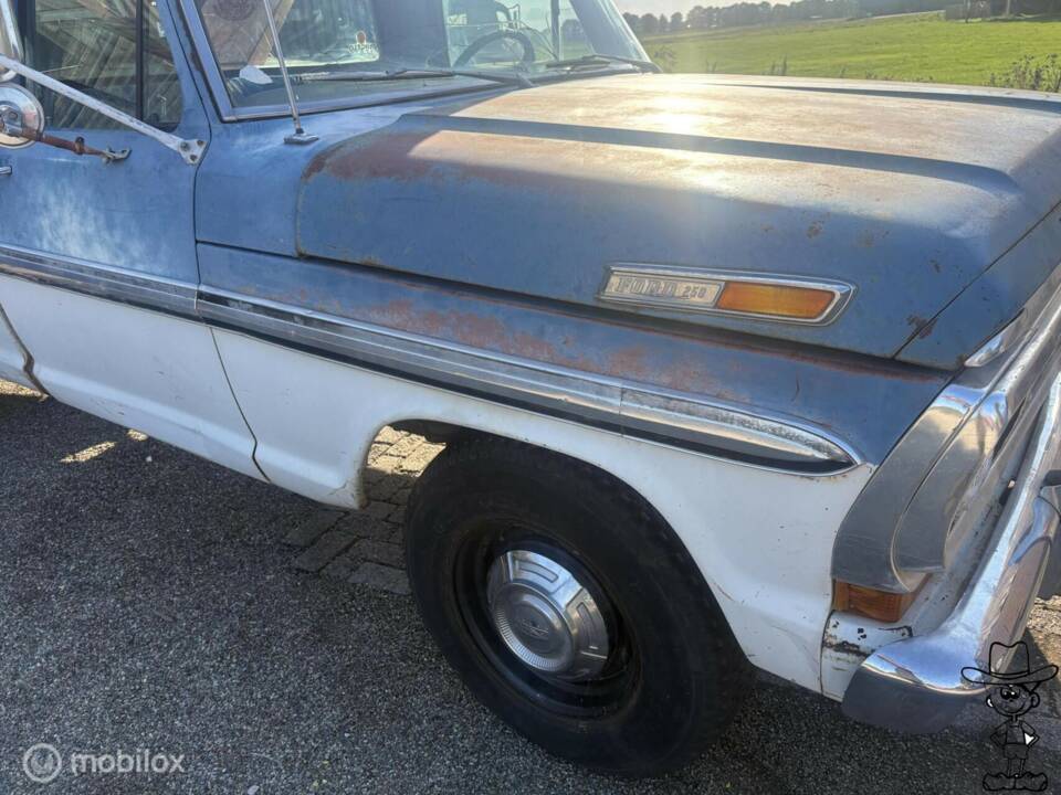Bild 13/25 von Ford F-250 (1970)