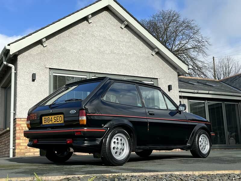 Bild 36/37 von Ford Fiesta XR2 (1984)