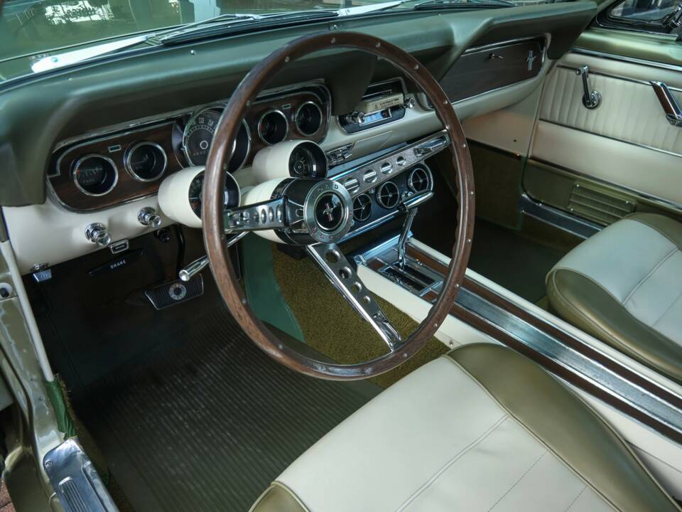 Obraz 30/50 pojazdu Ford Mustang GT (1966)
