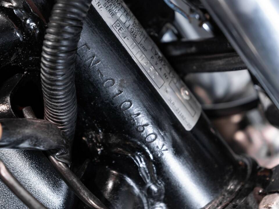 Bild 27/50 von Yamaha V-Max 1200 (1991)