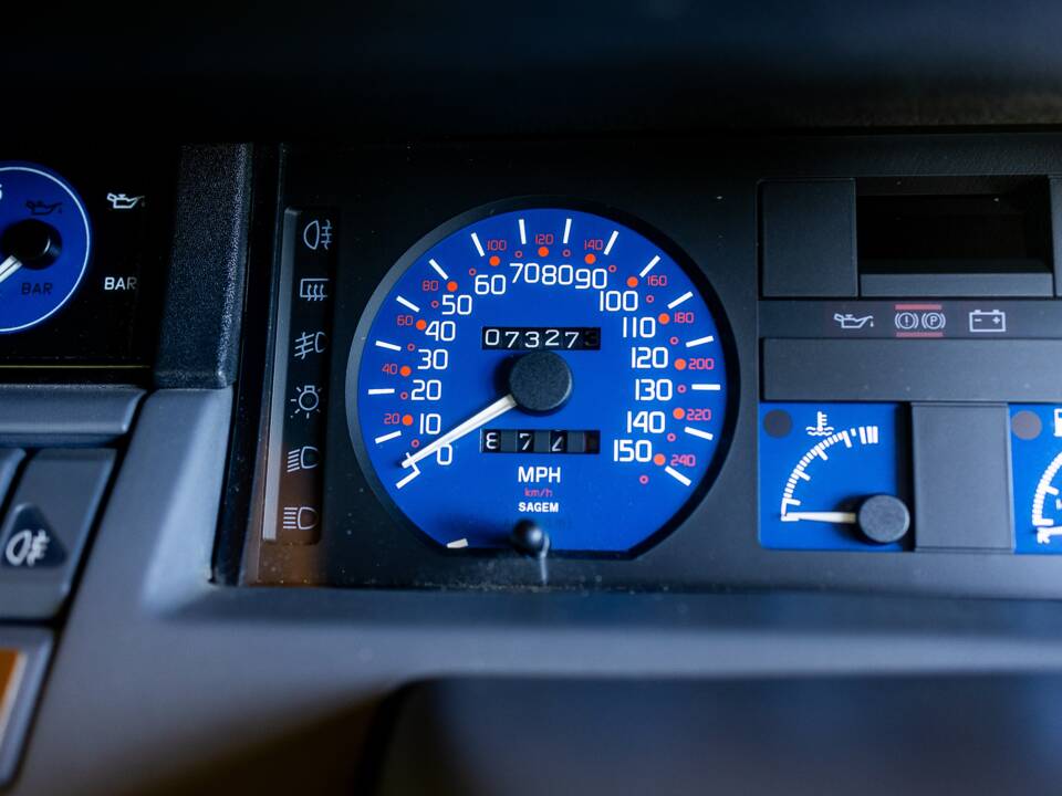 Imagen 44/48 de Renault Clio I Williams (1993)