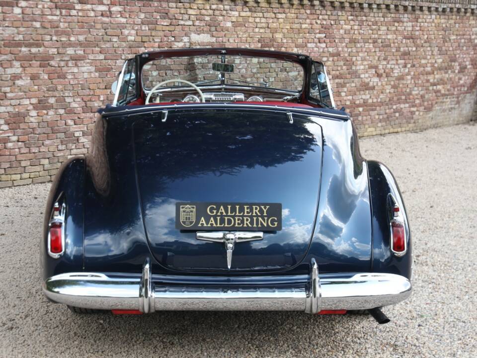 Image 48/50 de Cadillac 62 Convertible (1941)