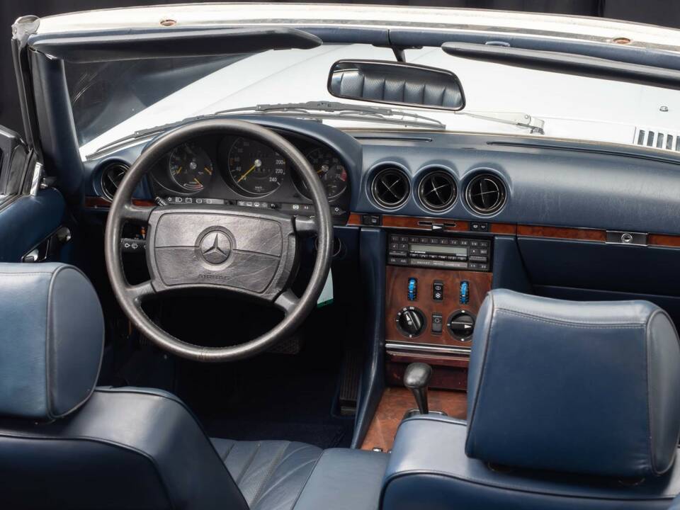 Bild 33/46 von Mercedes-Benz 420 SL (1985)