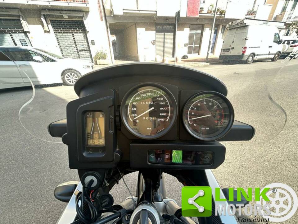Immagine 4/10 di BMW DUMMY (2000)