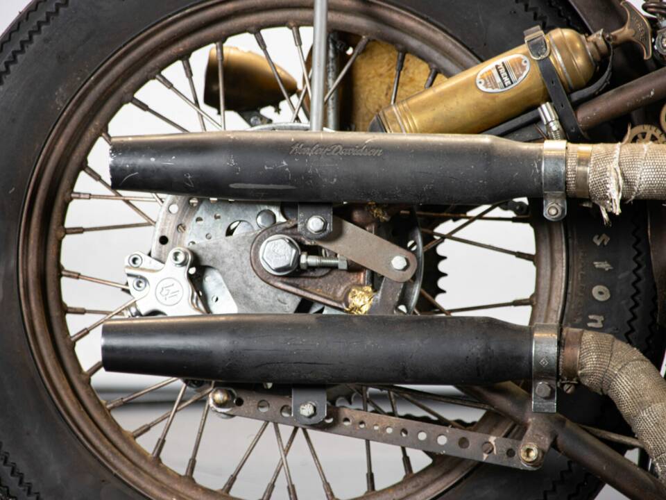 Image 10/50 of Harley-Davidson FXSTC 1340 Softail Custom (1989)