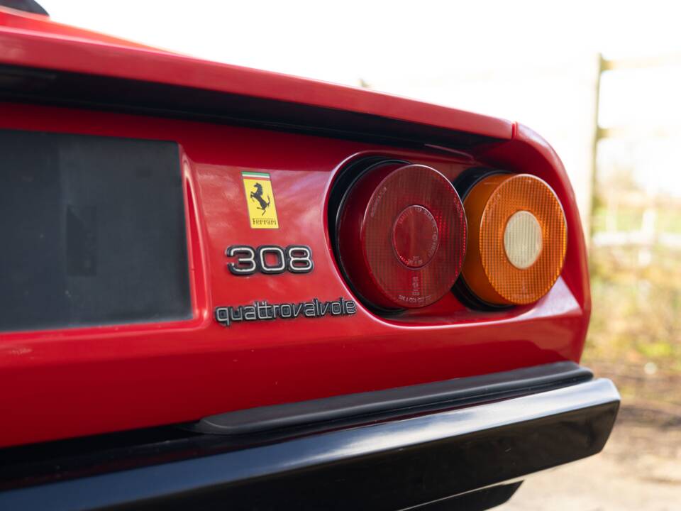 Bild 8/50 von Ferrari 308 GTBi Quattrovalvole (1983)