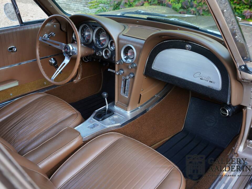 Immagine 26/50 di Chevrolet Corvette Sting Ray (1963)