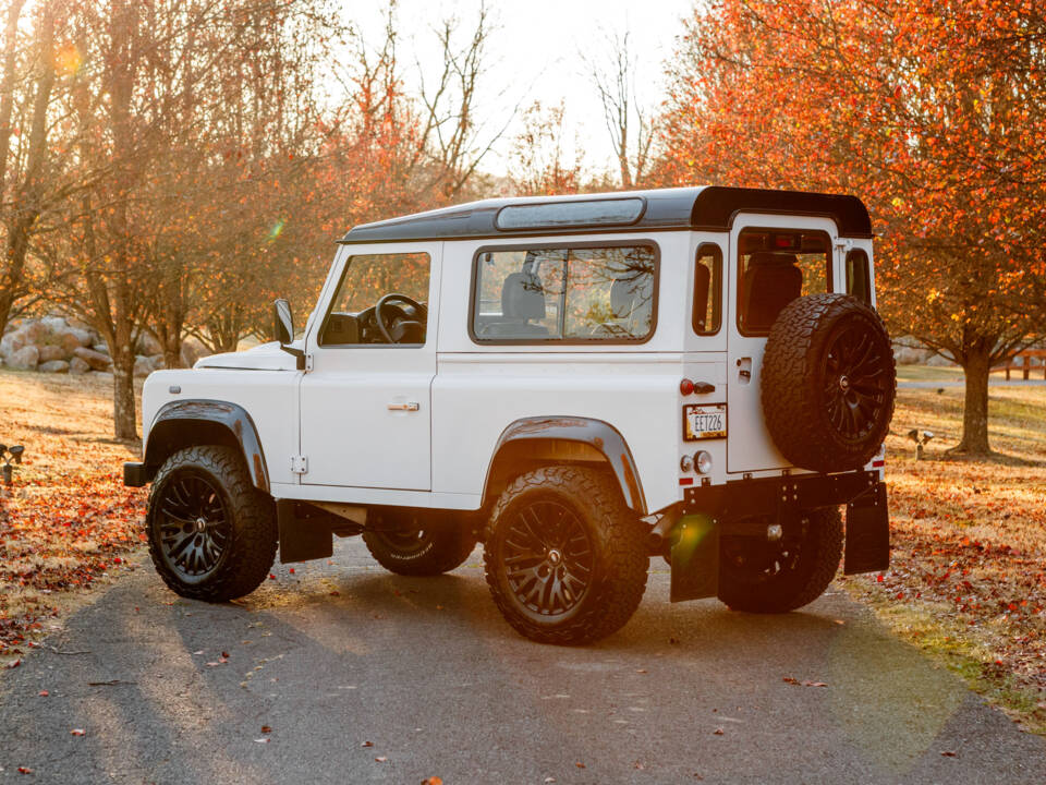 Image 34/49 of Land Rover Defender 90 (1994)