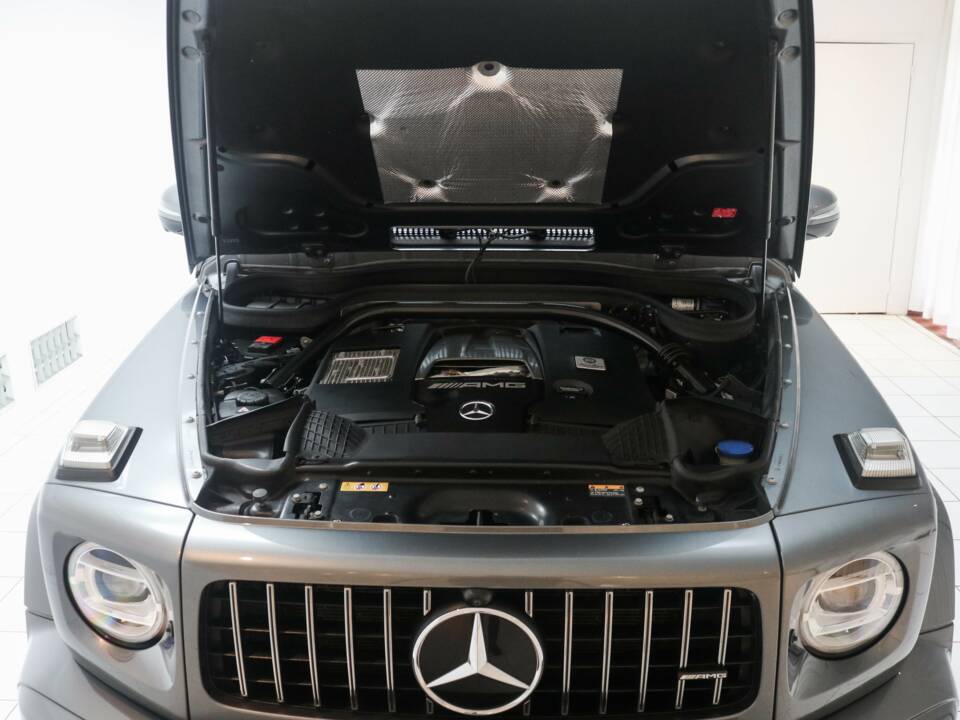 Image 19/25 de Mercedes-Benz G 63 AMG (LWB) (2020)