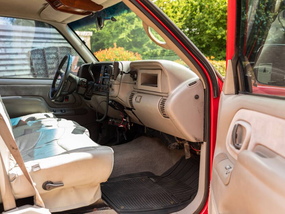 Bild 15/29 von GMC Sierra 2500 (1998)