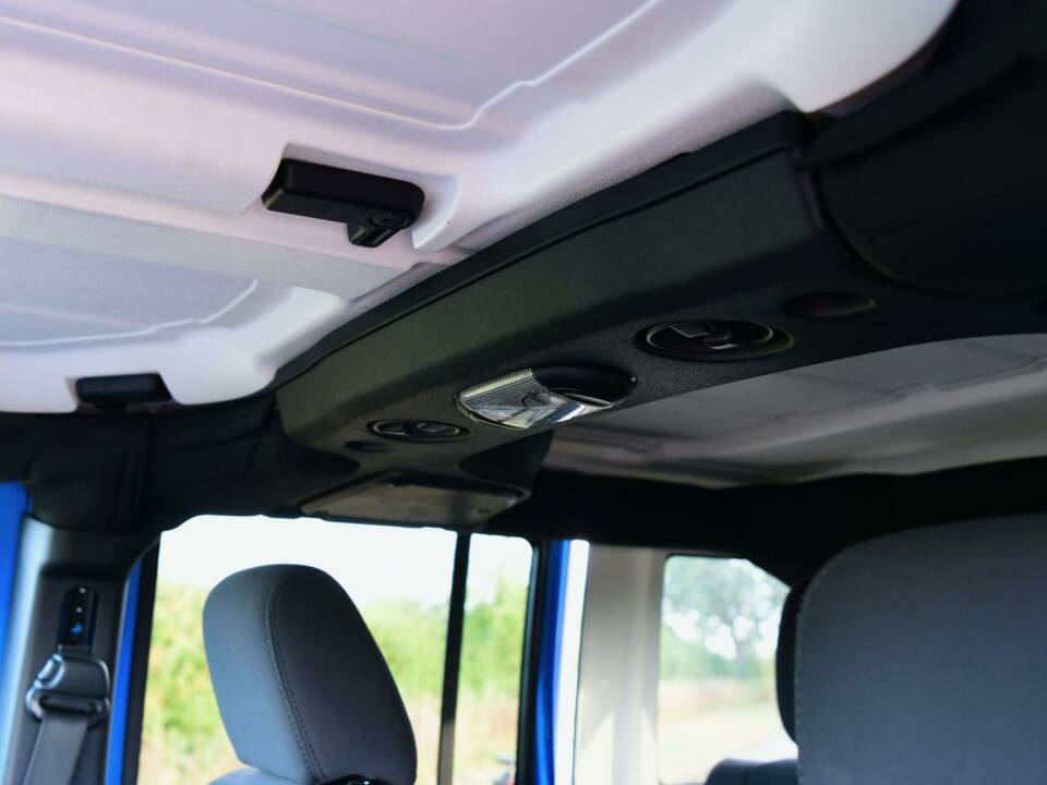 Bild 46/50 von Jeep Wrangler 3.8 &quot;75th Aniversary&quot; (2016)