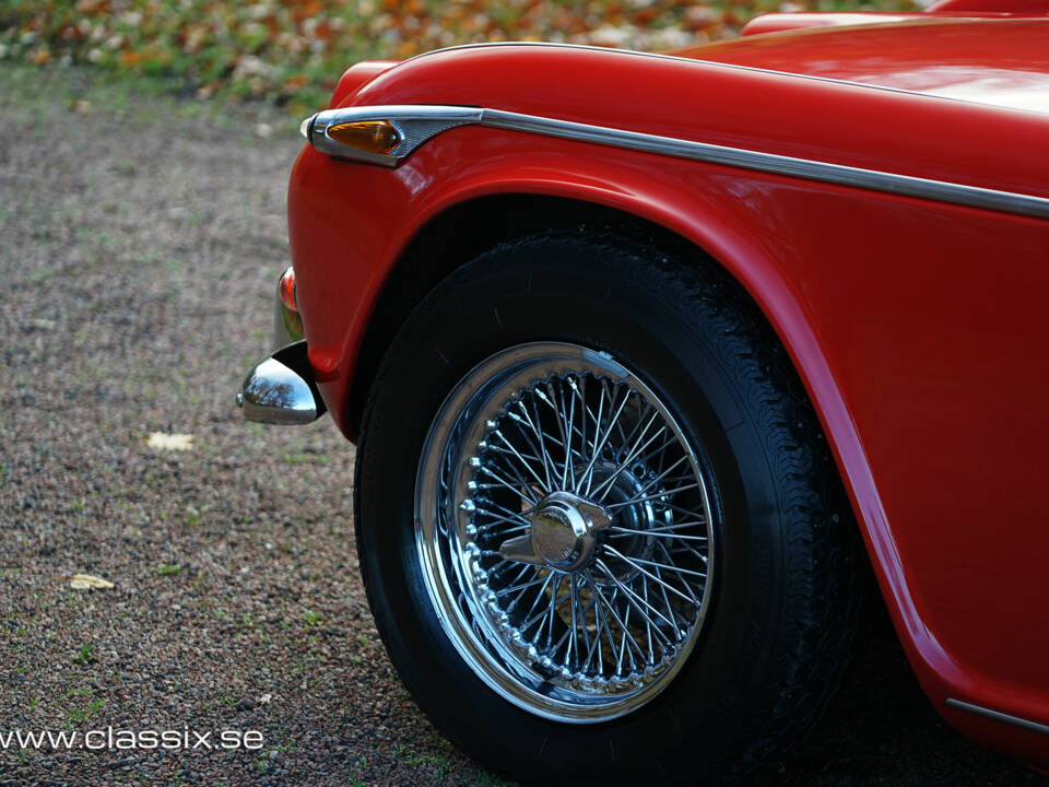 Bild 25/26 von Triumph TR 5 PI (1968)